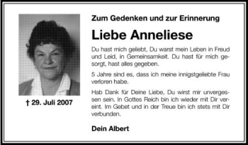 Anzeige von Anneliese  von Schwäbische Zeitung